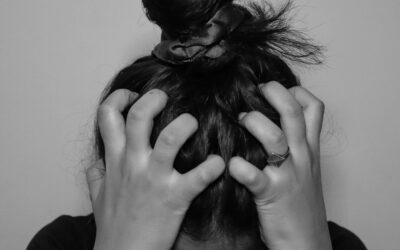 Le stress au travail tue-t-il vraiment ? Ce que la science révèle sur le lien avec l’arrêt cardiaque